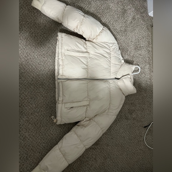 Hollister puffer jacket - Picture 1 of 1
